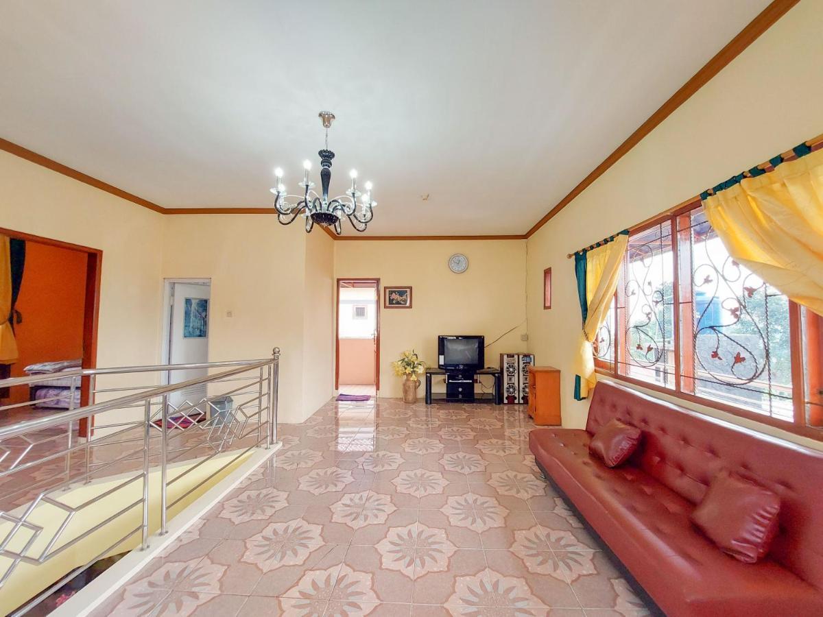 Villa Samsu By Puncak Holiday Cianjur Bagian luar foto